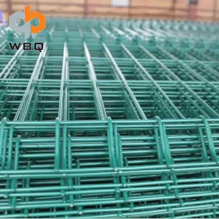 China Galvanized Welded Wire Mesh Square Hole Fence Factory