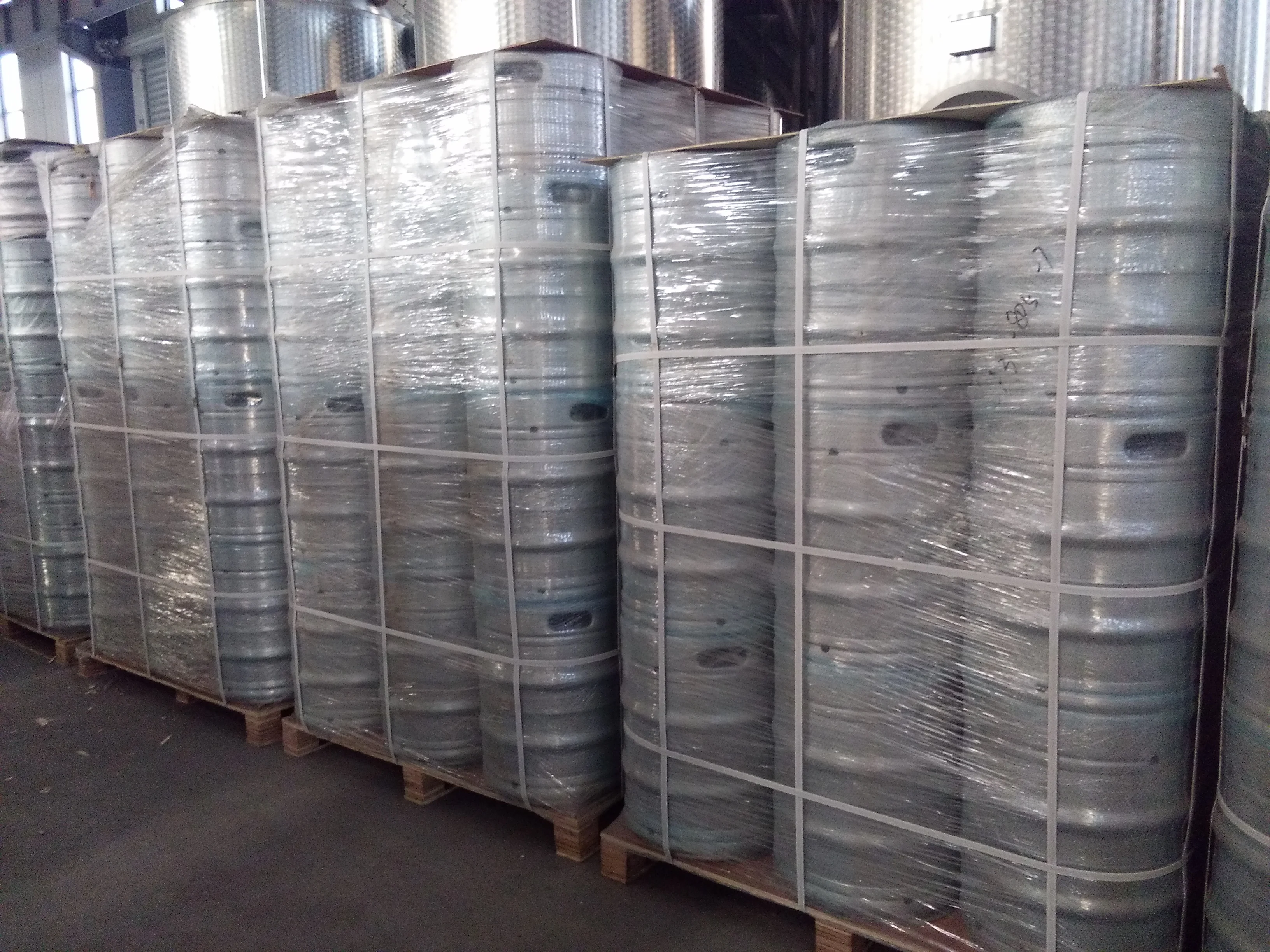 Euro standard 20liter 50liter stainless steel beer keg price S type spear