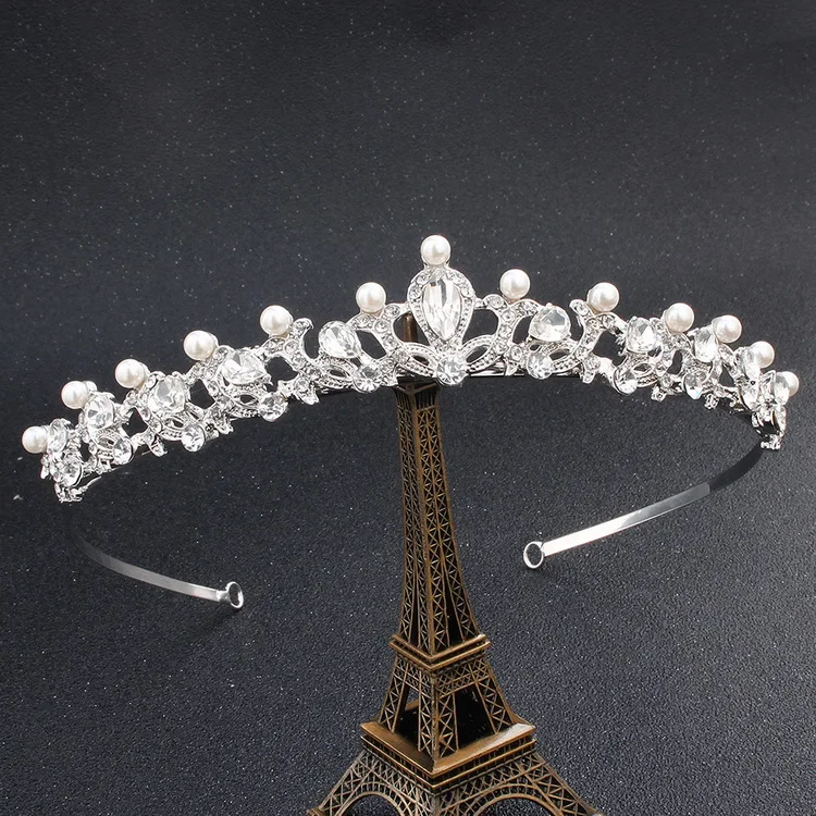 
2018 new arrival sample wedding crown pearl bridal tiaras crown bridal hair accessories 