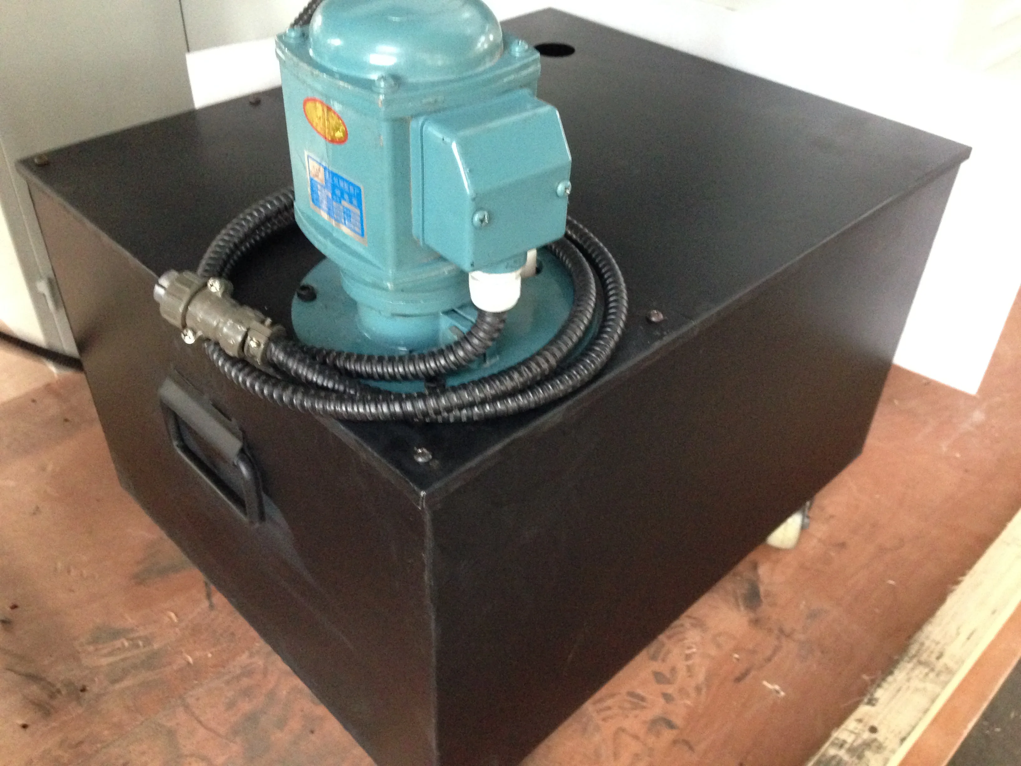 surface grinding machine with DRO MYS4080