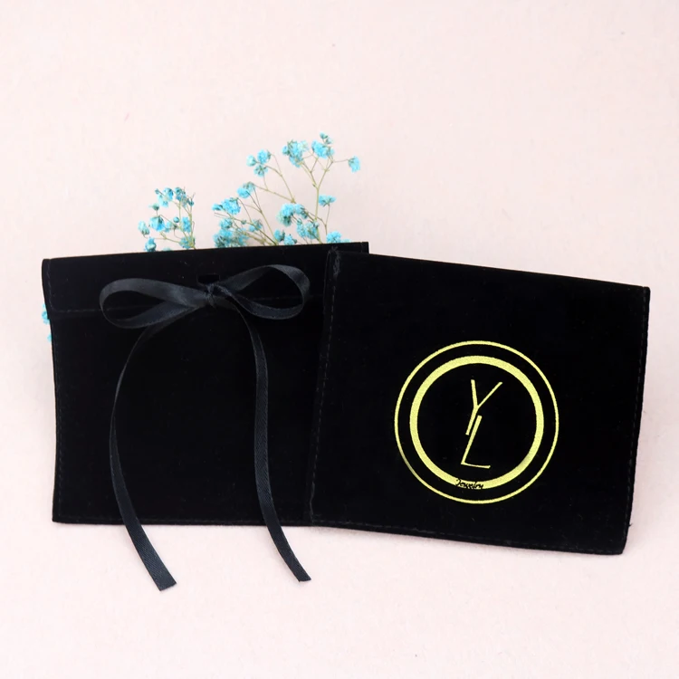 Черный маленький бархатный мешочек для ювелирных изделий с индивидуальным логотипом