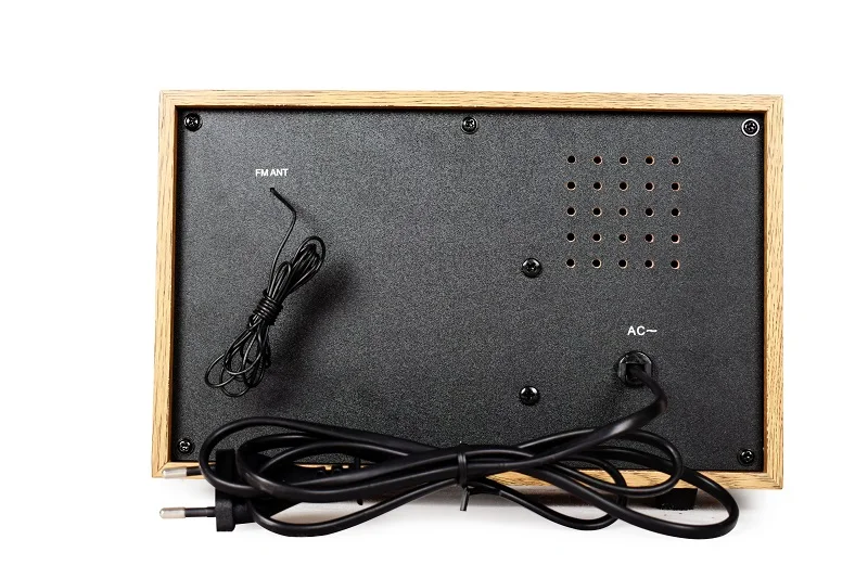 2019 BRANDNEW design vintage portable blue tooth speaker fm radio antique design wooden radio