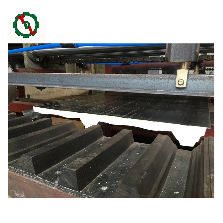 PU Sandwich Roof Panel Making Machine Metal Stud And Track Roll Forming Machine