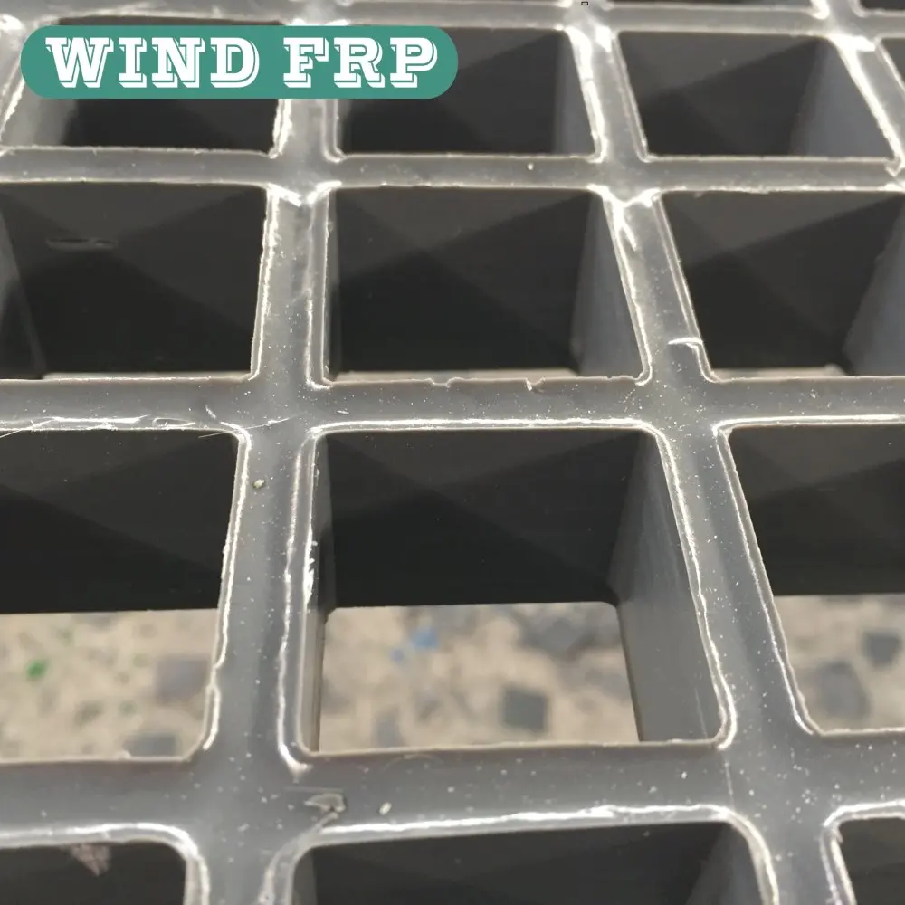 Пластиковая решетчатая панель