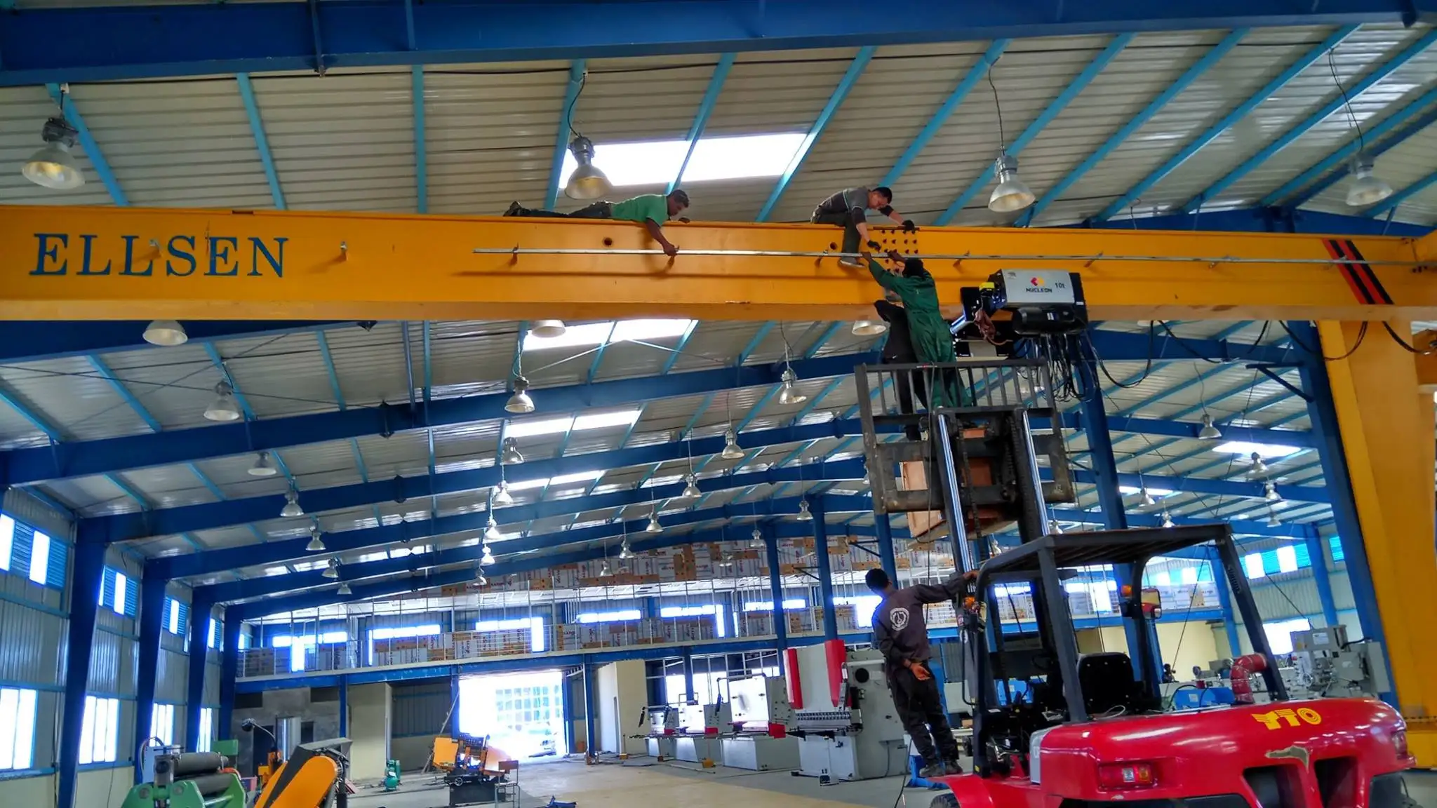 MH type European standard single girder gantry  crane ,manufacture supplier for high duty ,10T 15T 20T