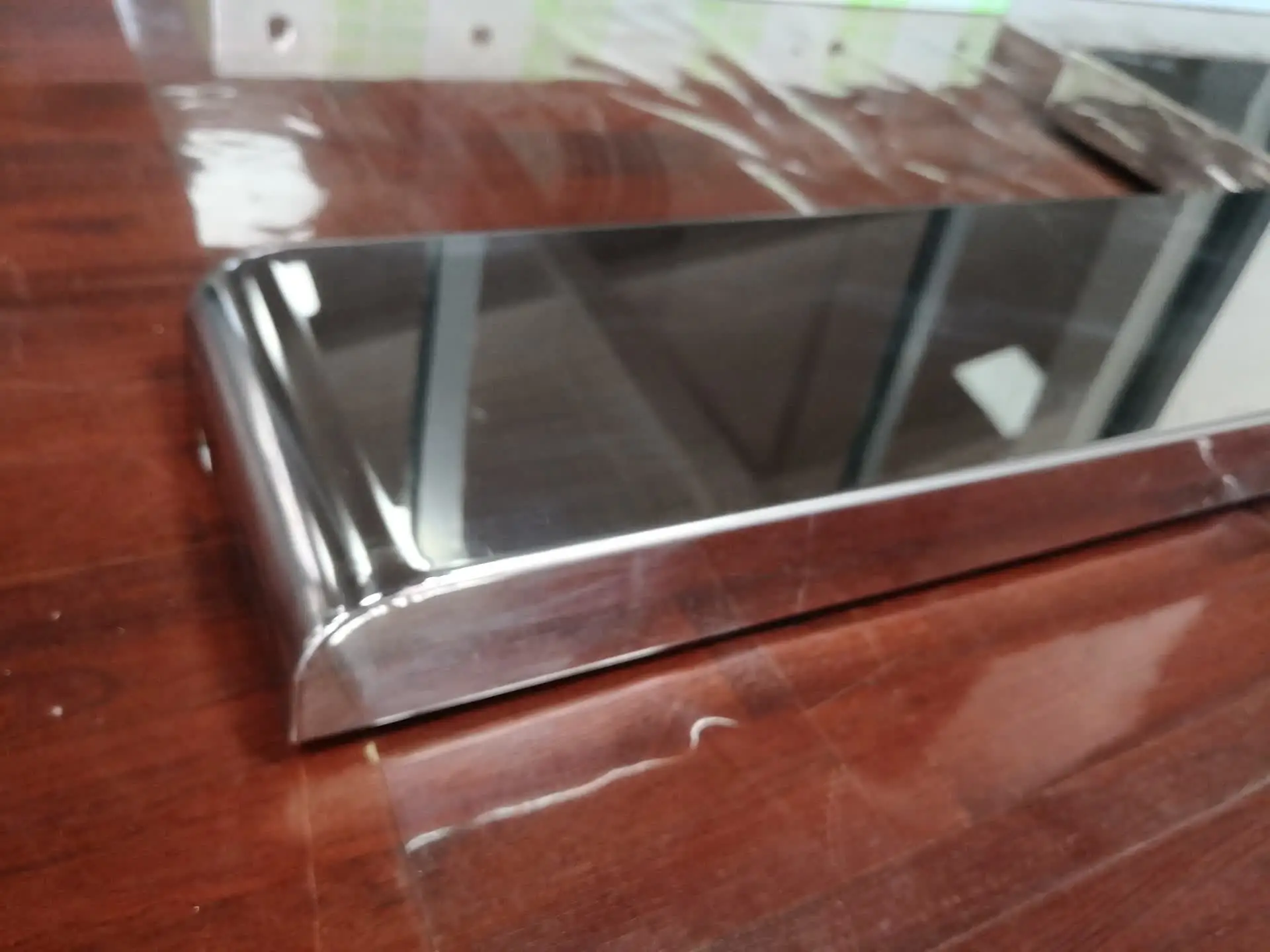 
Rear T Bar Panels And Lights Semi Truck Rear Light Bar with 4