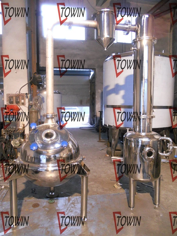 Industrial Spherical Evaporator Vacuum Reactor Price/vacuum evaporation machine price/herbal honey juice processing equipment
