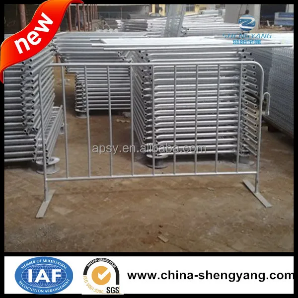 
Hot sell Heavy duty galvanised traffic road safety pedestrian crowd control barriers 