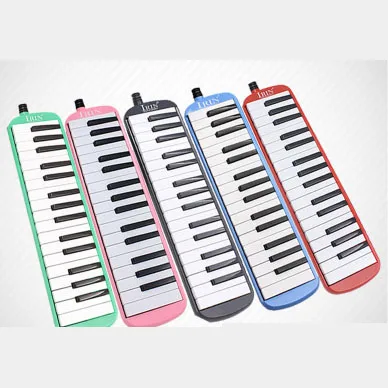 Small wind instrument 32 key children toy piano melodica with nylon bag
