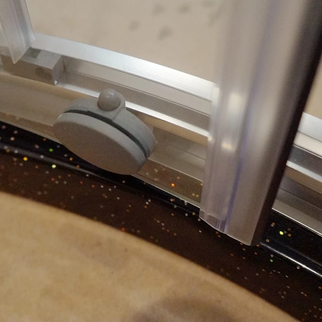 KMRY Customized Corner Curved Arc Tempered Glass Sliding Bathroom Shower Cabin Enclosure Room KT6709