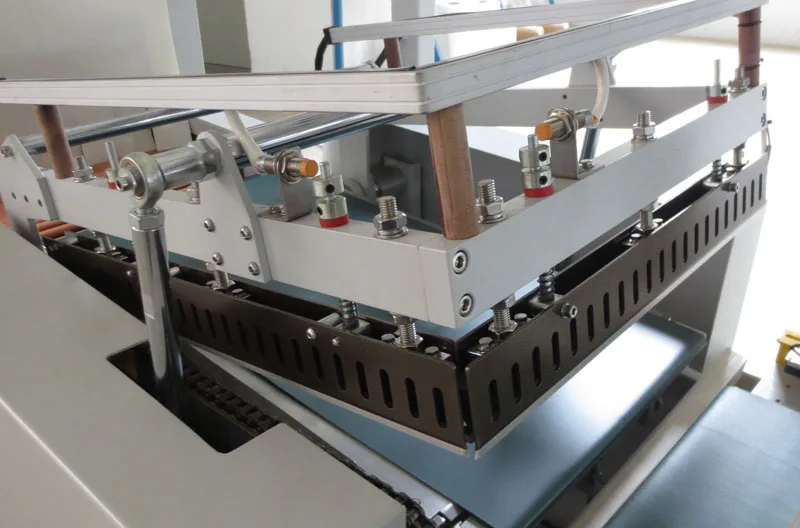 cotton candy packing  pet bottle shrink wrapping automatic film heat shrink  packing machine