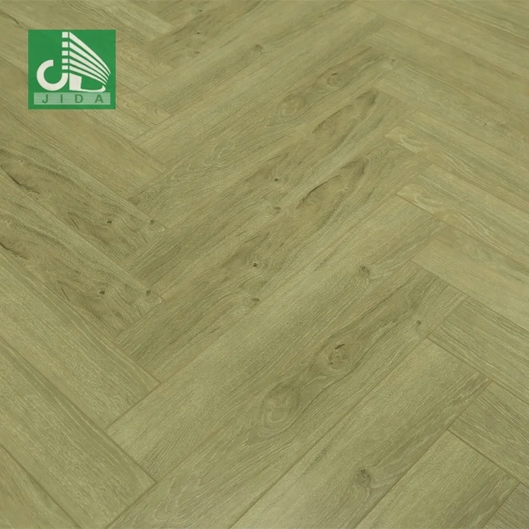 Деревянный паркет в елочку 12 мм AC4 HDF, цены