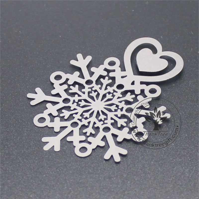 high quality laser cut silver color metal snowflake bookmark