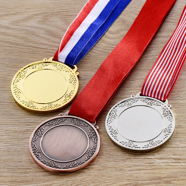 2017 fashion blank metal medal, factory wholesale 3D 5 cm diameter sports award medal