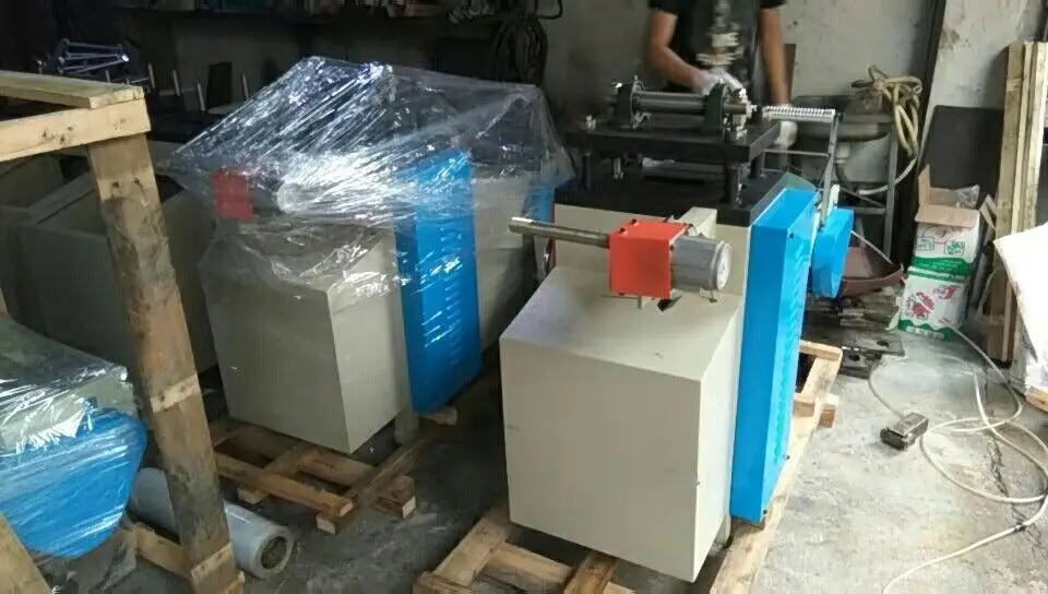 Автоматическая штамповочная машина для резки блесток