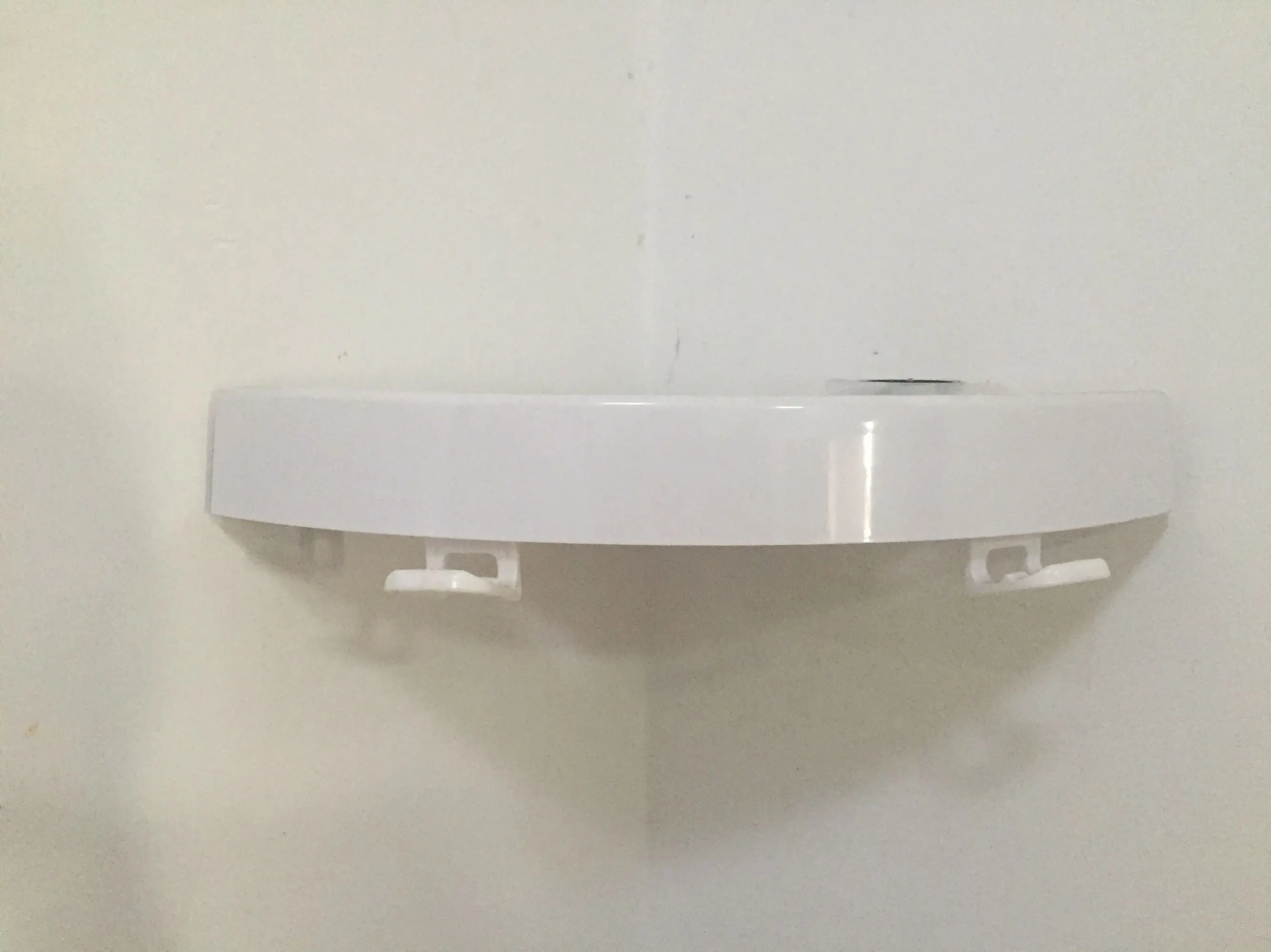 
2020 new design Plastic suction on the wall No tool wall corner shelf 