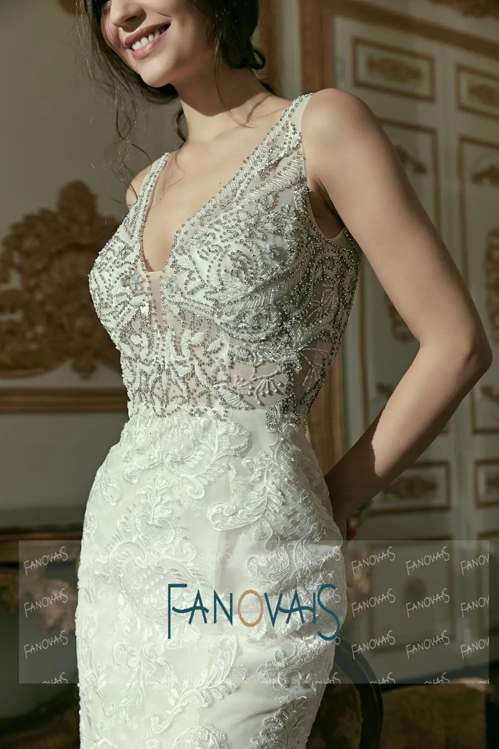 Роскошные свадебные платья с V-образным вырезом ASWY35