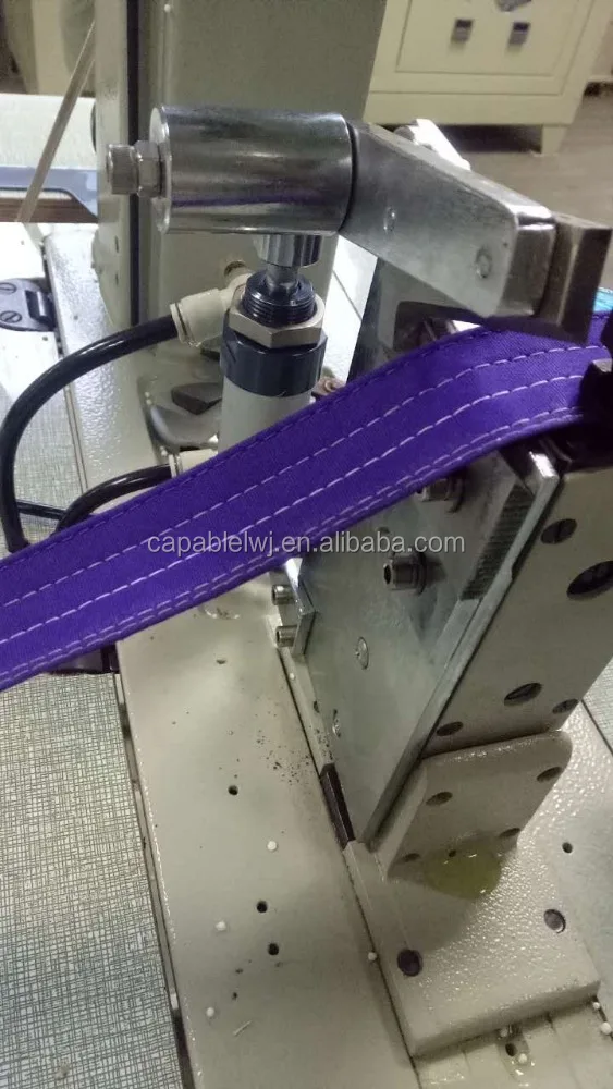 Sweat band cutting device