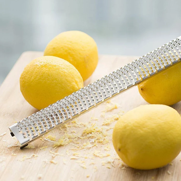 Amazon Portable High Quality Stainless Steel Cheese Grater Kitchen Gadgets Chocolate Grater Hand Operated Tools