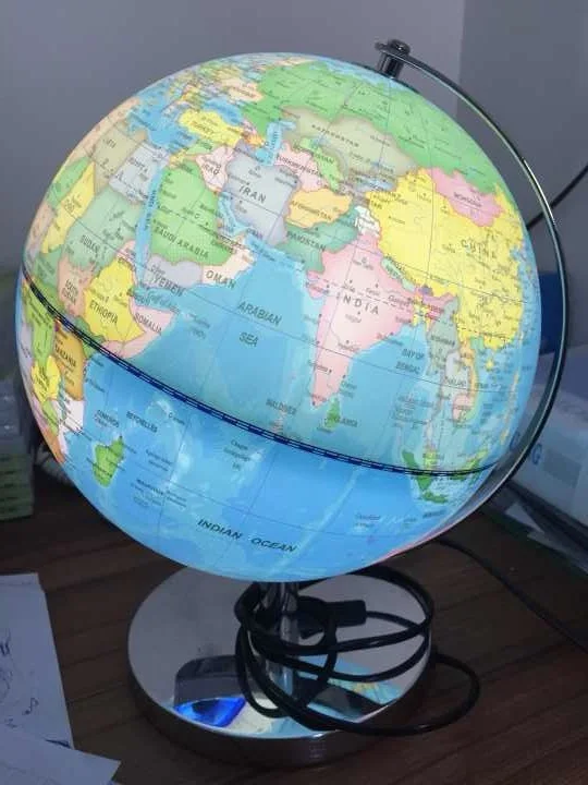 
Hot Selling Unique PVC Rotating Teaching Constellation Educational Illuminated World Globe With Light in Geography 
