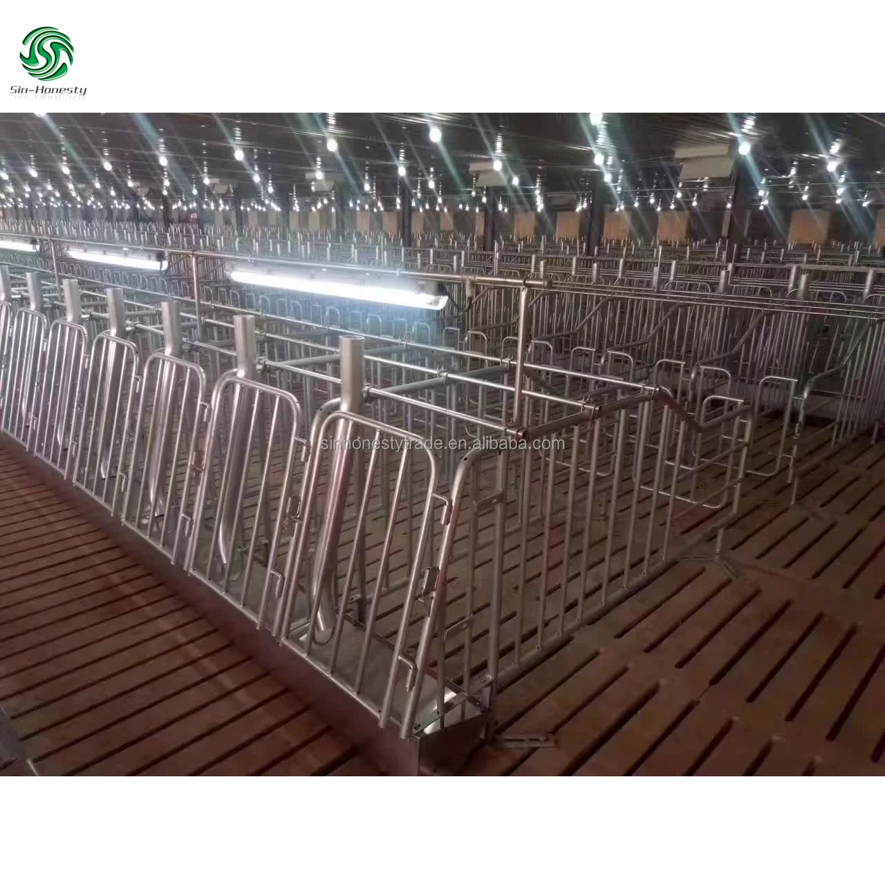 Pig Gestation Crates for Pig Farm Price in India For Sale