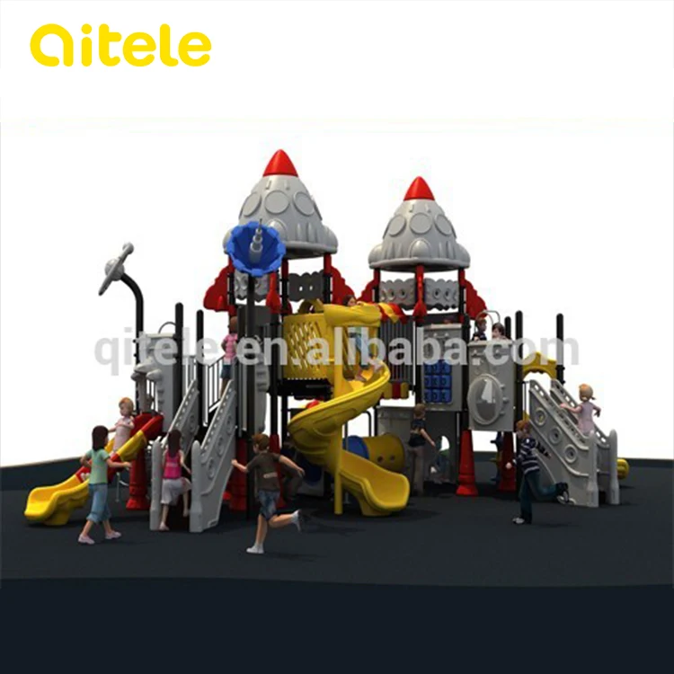 Спортивная площадка космический корабль оборудование с горкой