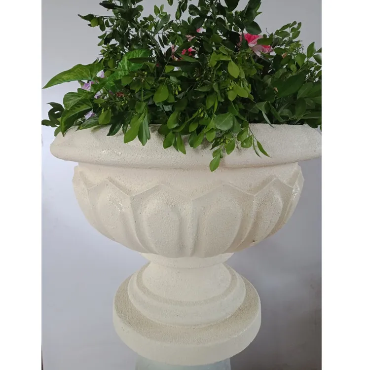 Factory direct sale durable outdoor garden round concrete cement urn planters for garden