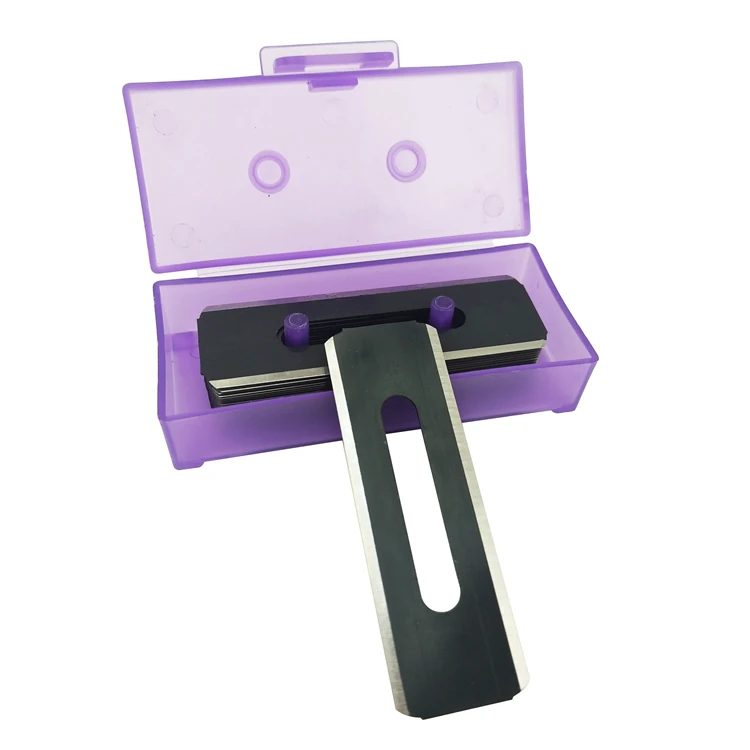 Slotted Carpet Knife Blade