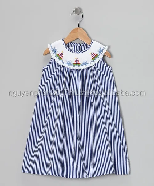 Платье-парусник 100% ручной работы с надписью «love» из