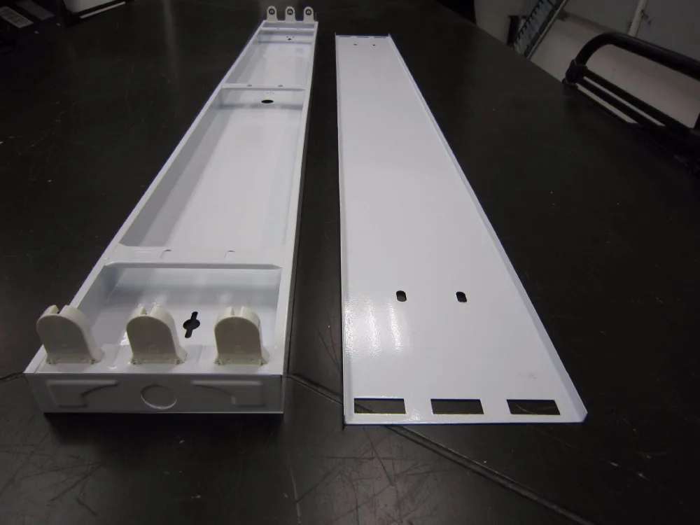 CE qualified 3xt8 three tubes fluorescent lighting fixture 4ft/5ft/8ft