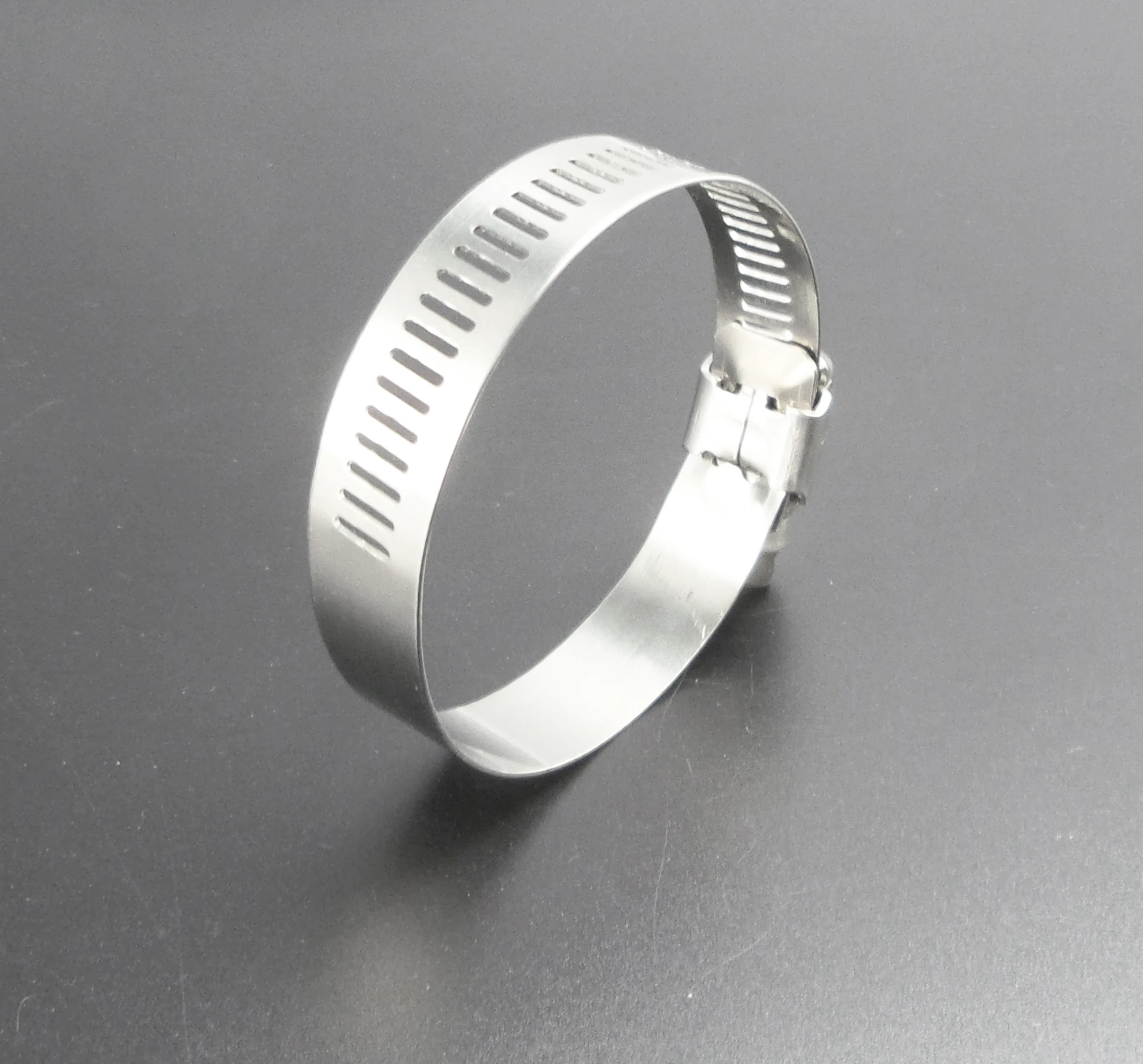 Industrial clip 4 inch stainless steel hose clamp which factory outlet