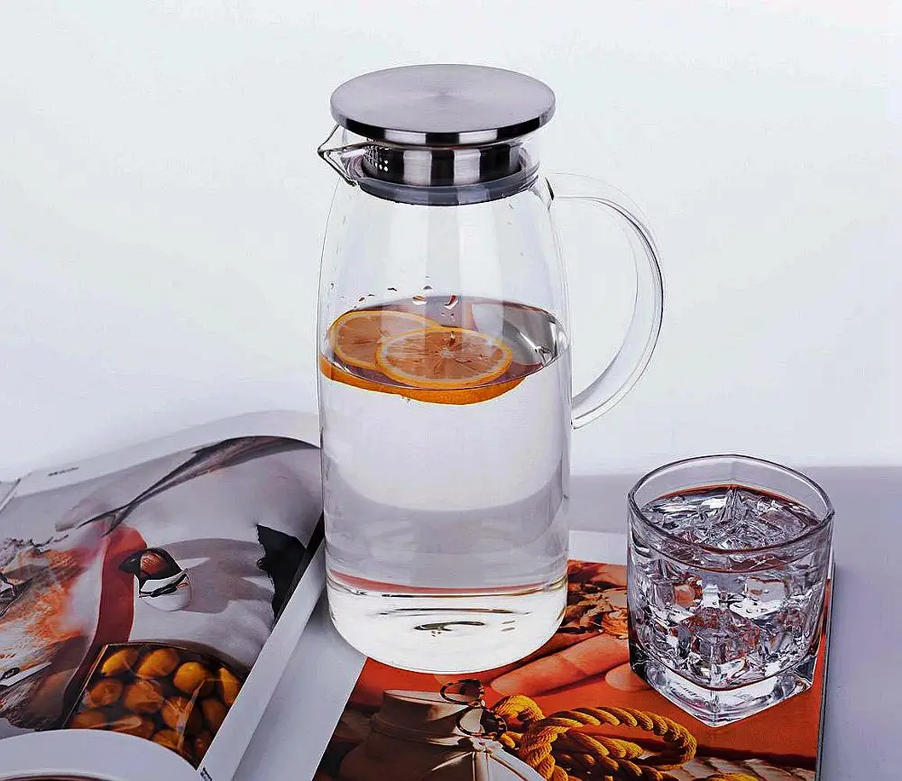 China manufacture home decoration borosilicate glass carafe with stainless steel