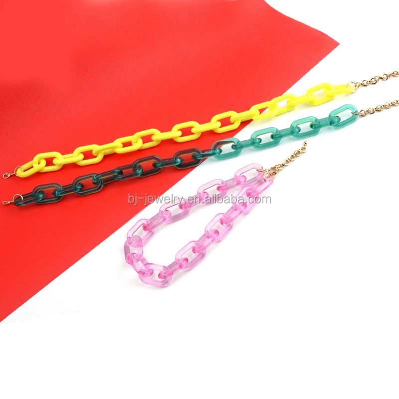 Fashion statement chunky chain plastic women necklace