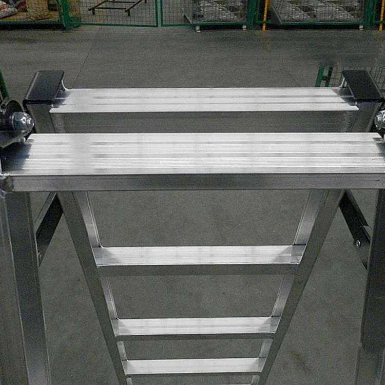 Лучшая цена, комбинированная Изолированная чердачная лестница Frap