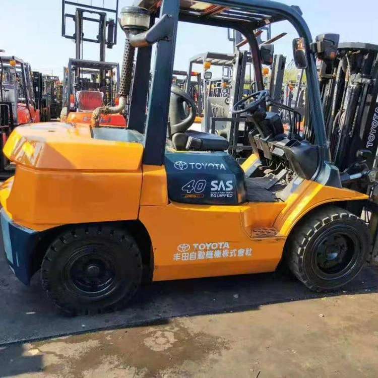 2016 year Toyota 4 ton 7FD40  forklift ,diesel forklift 4 ton with three mast  ,Used in Container