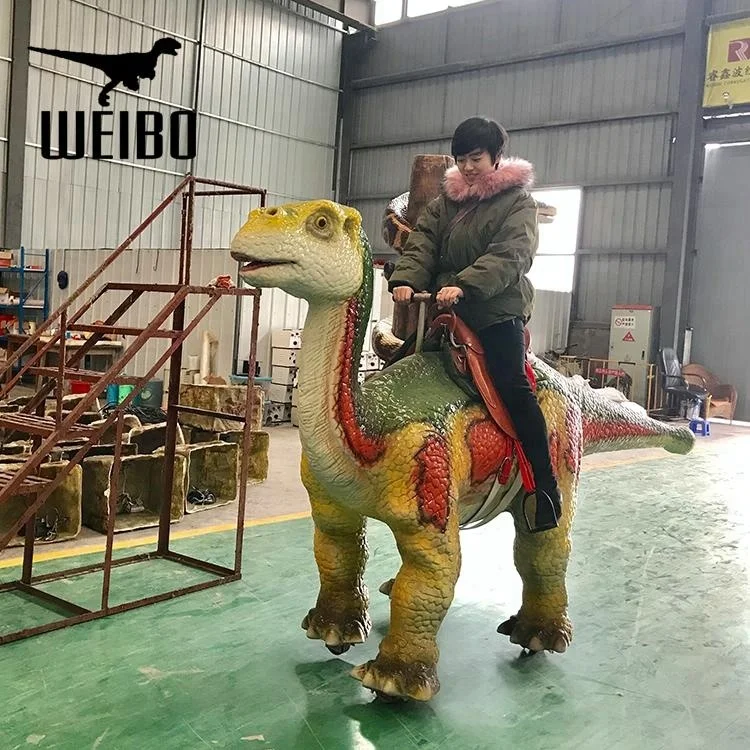 Life size dinosaur simulation walking dinosaur ride