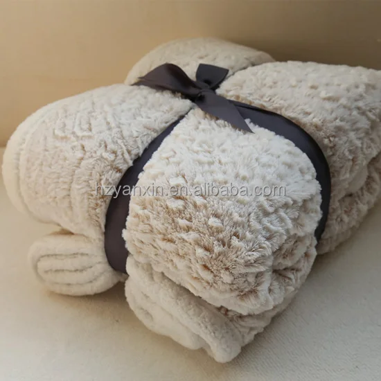 High quality Luxury 100% polyester brush PV plush throw blanket sherpa blanket sheep wool blanket