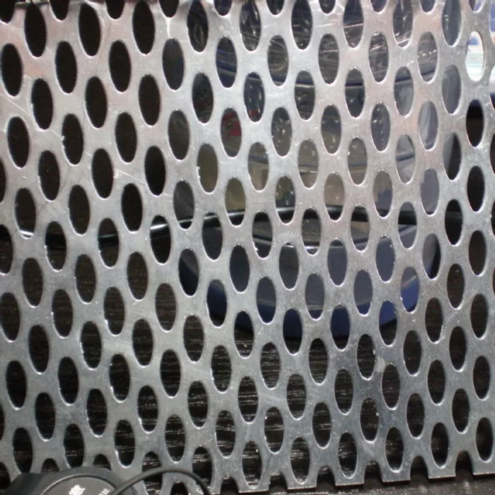 Aluminum / stainless steel/ Mild steel Round Hole Perforated Metal Sheet