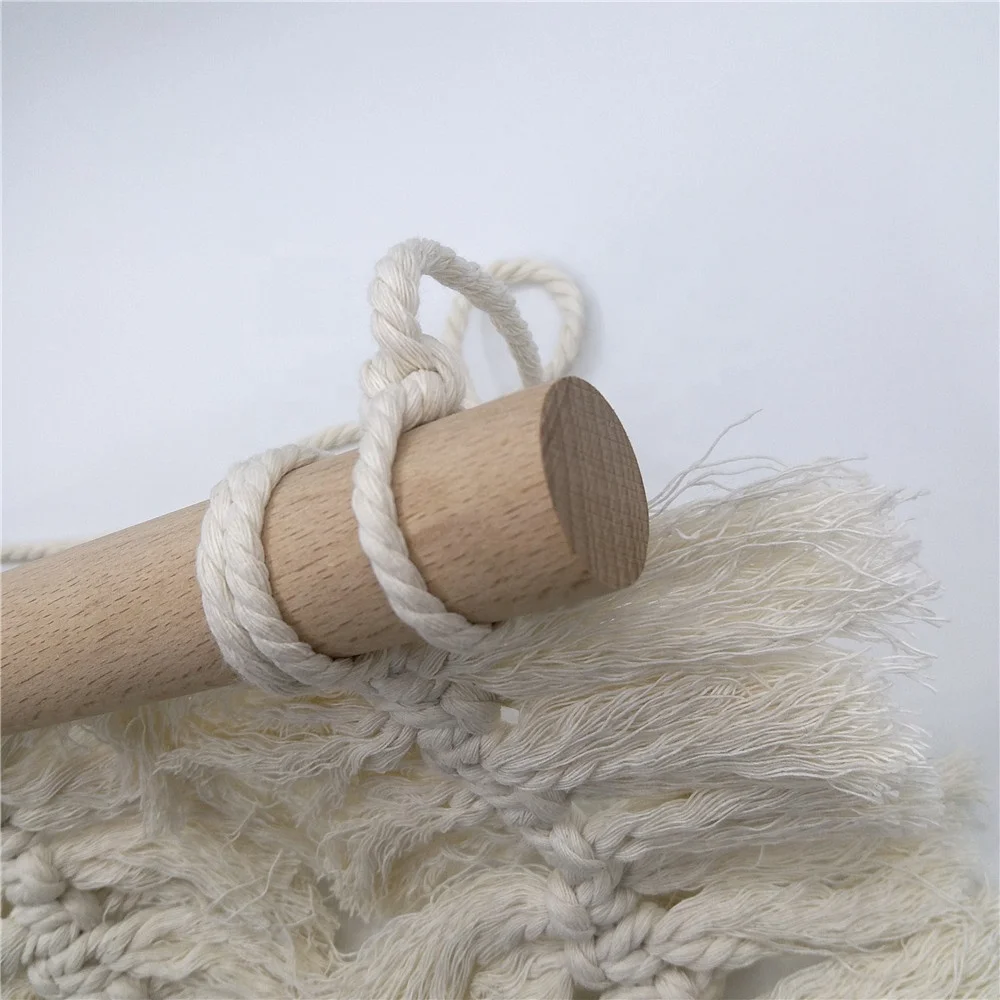 Handmade Boho decor Macrame leaf Feather Tapestry Wall Hanging with cotton yarn