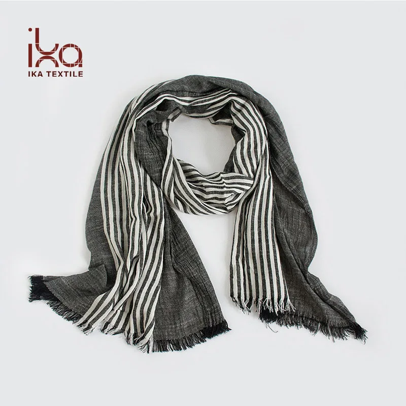 Оптовая продажа человек пользовательские полосатый пряжи на основе красителя тканый хлопок вискоза хиджаб шарф в полоску