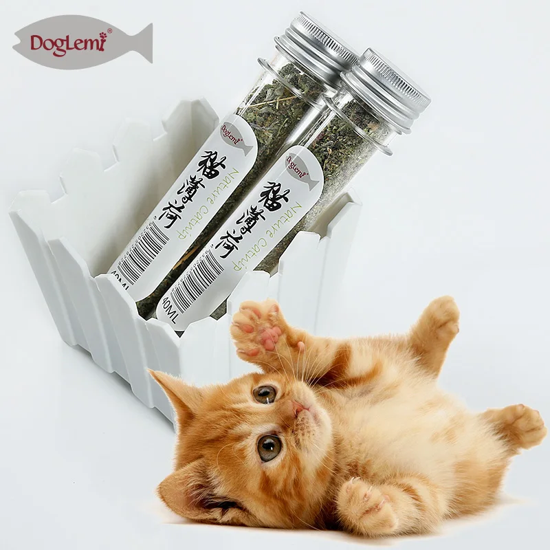 
Cat Catnip Toys Fresh Catnip Organic Nature Bottle Catnip Oil 45ML 