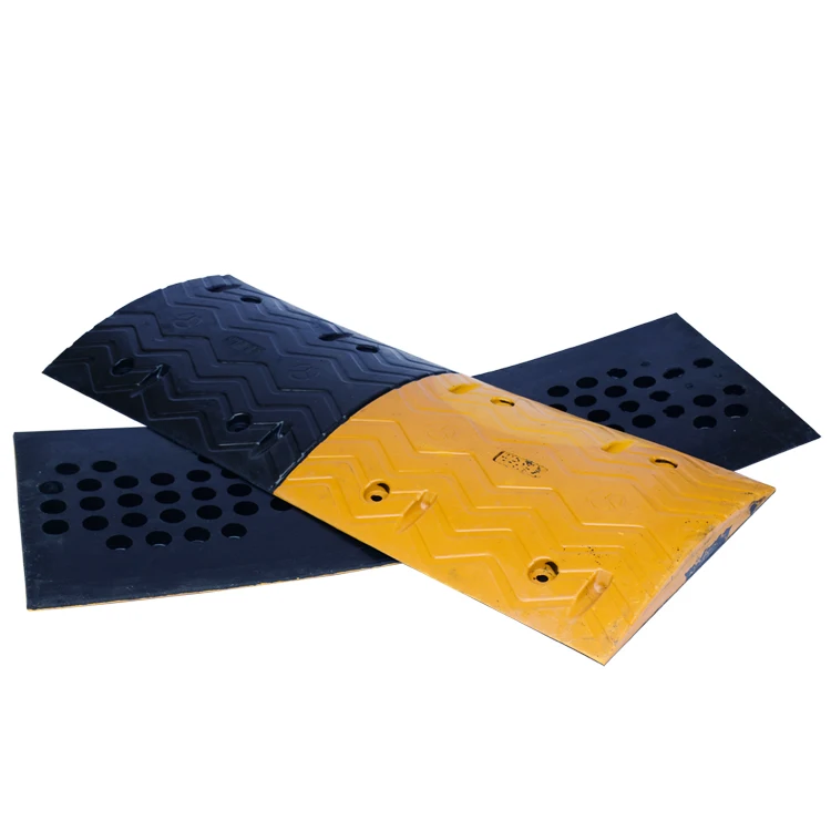 Car Speed Bump Hump 1000mm*380mm*45mm Rubber Road Speed Hump