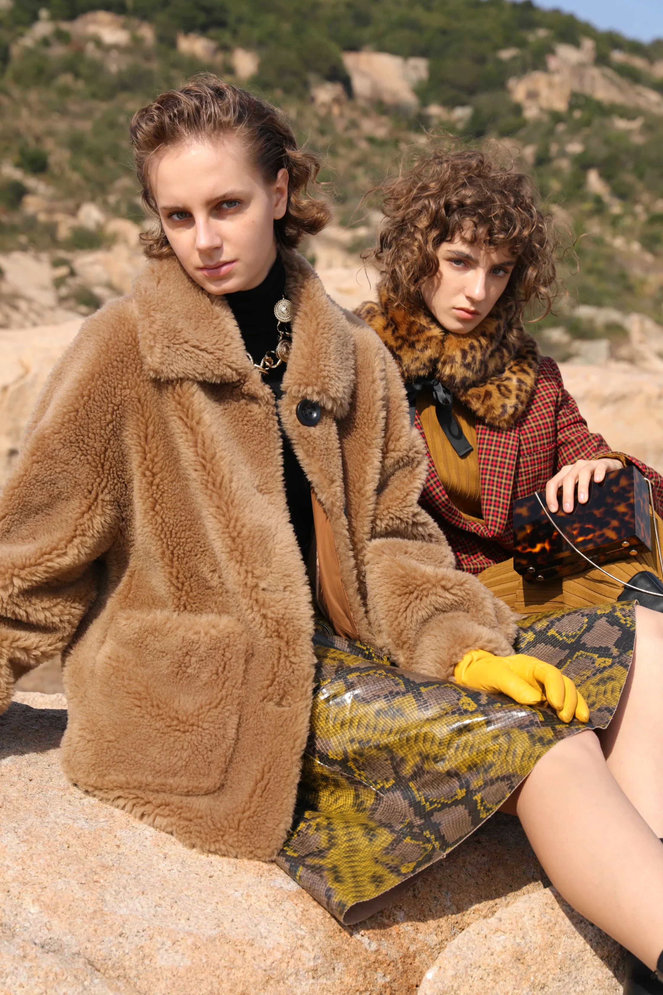 
Manufacturer Offer Best Wholesale Price Oem Fashion Warm Casual Faux Fur Jacket Coats 