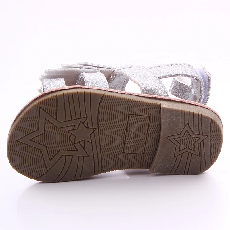 Beautiful tassel design baby leather sandals girl