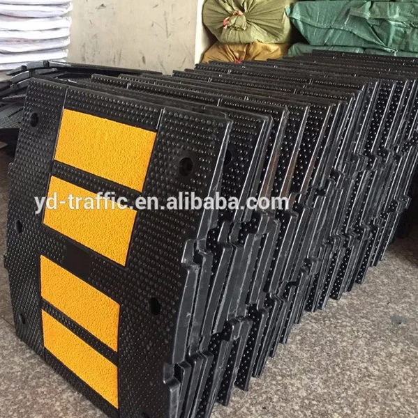 Cheap price driveway speed bumps 500 MM x 400 MM x 50 MM plastic speed breaker