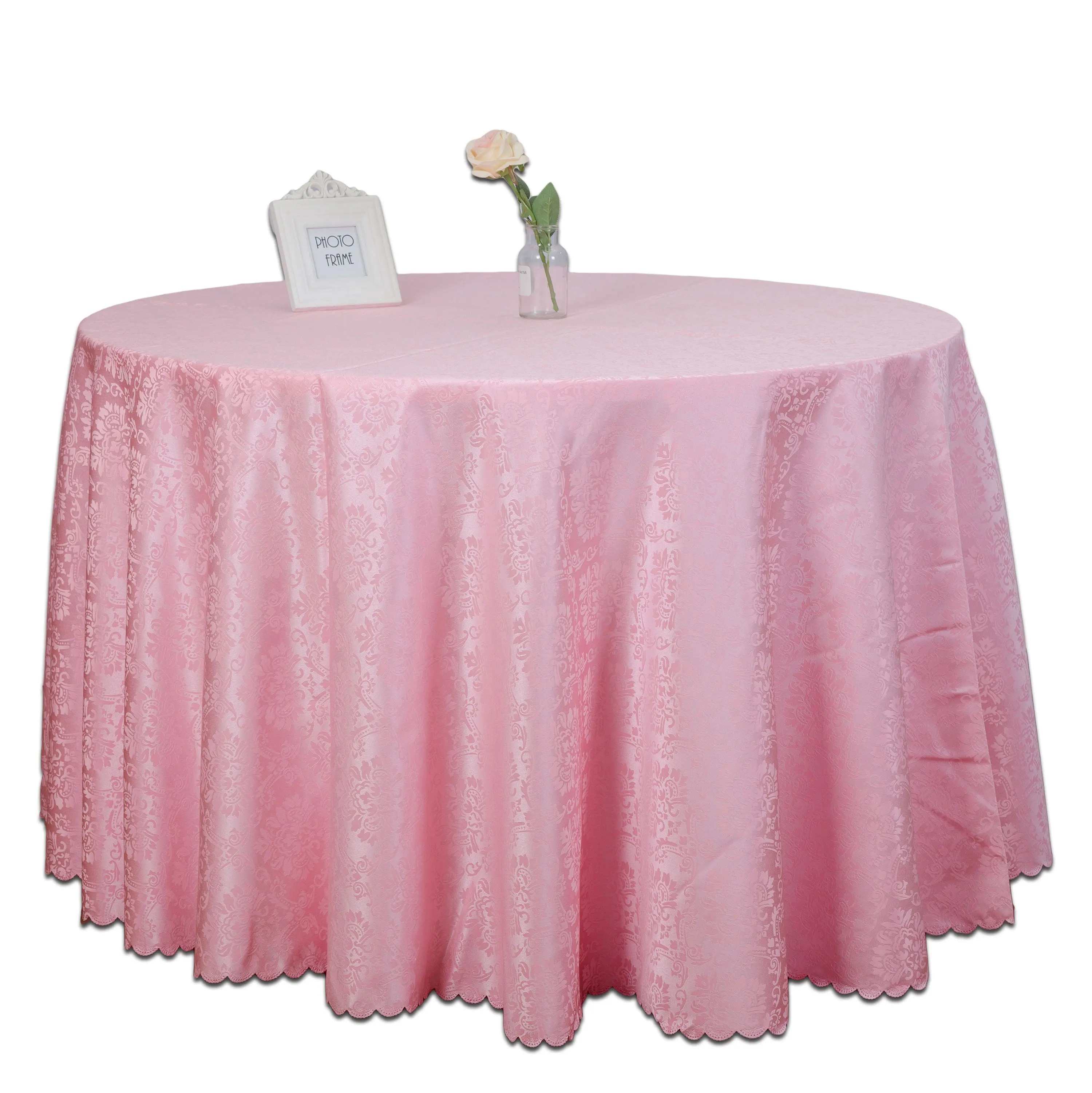 
Luxury Wholesale Jacquard 132 Round Wedding Damask Tablecloths 