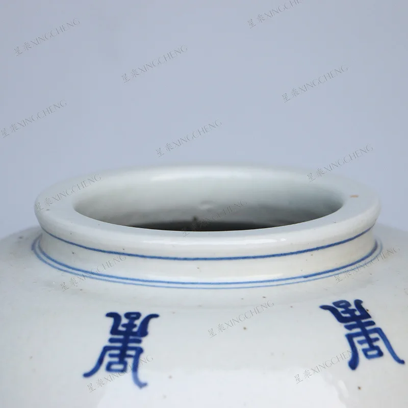 
Chinese classical ceramic flower vase with blue and white color old finishing wholesale porcelain home decorative 