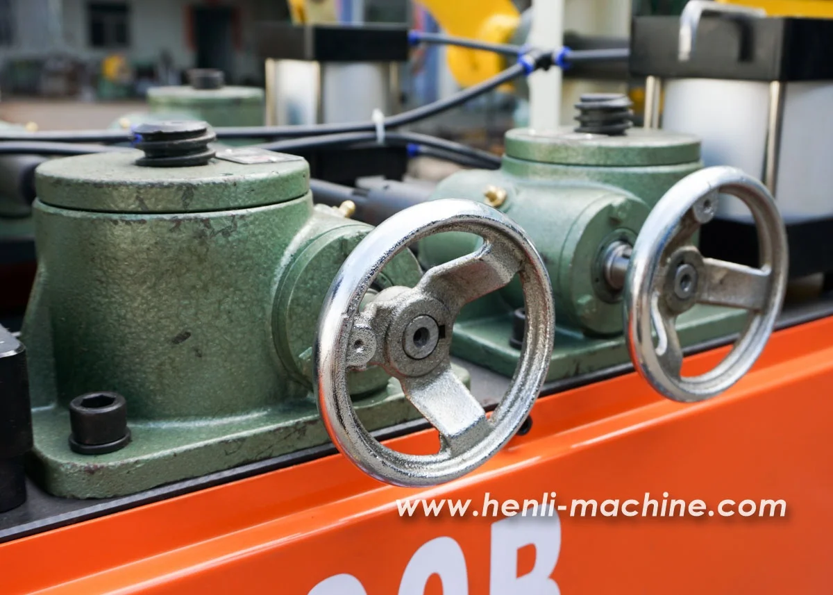 SHL-200 2 In 1 Automatic Uncoiler With Straightener Leveler And Decoiler Machine