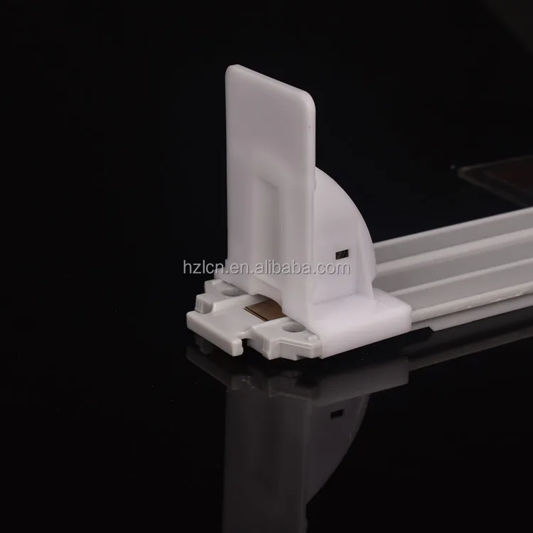 SHELF PUSHER DISPLAY PLASTIC DIVIDER