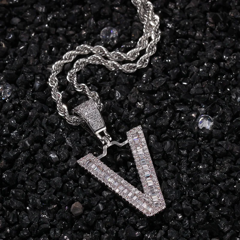 Misterjewelry baguette jewelry wholesale custom diamond letter initial pendant necklace